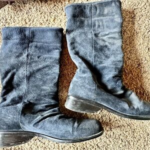 Below knee blue suede boots, above ankle black boots w/zipper, leather sandles